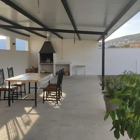 Casa En Zona Rural A 200 M De Semesterbostad Arino